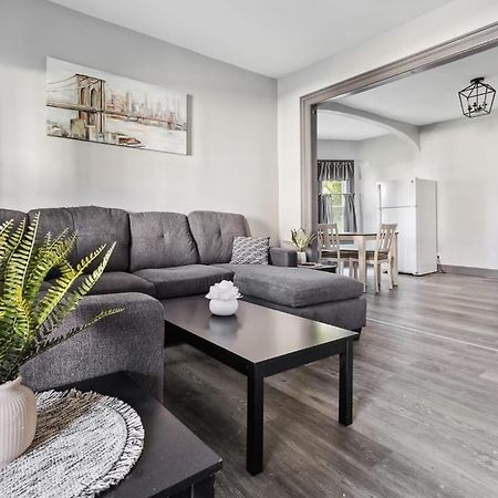 Spacious 6Br 2Ba Minutes For The Falls & Casino ナイアガラフォールズ エクステリア 写真