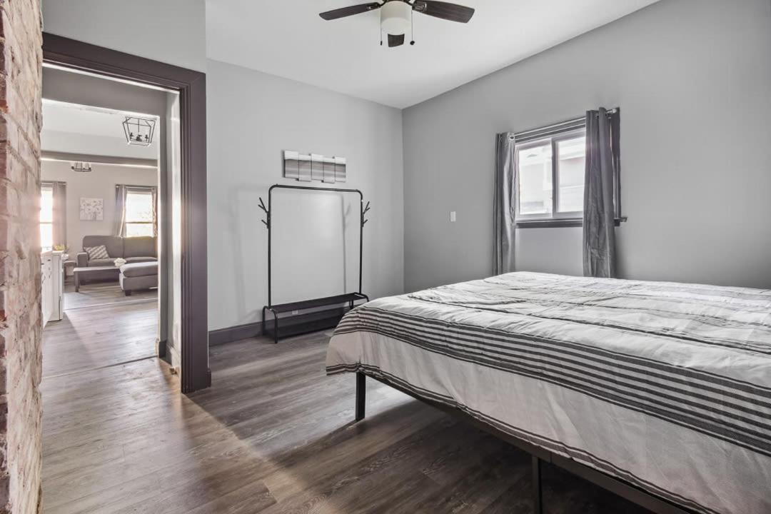 Spacious 6Br 2Ba Minutes For The Falls & Casino ナイアガラフォールズ エクステリア 写真