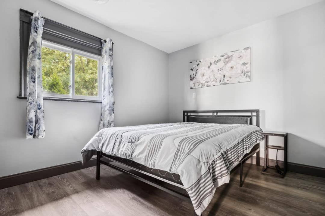 Spacious 6Br 2Ba Minutes For The Falls & Casino ナイアガラフォールズ エクステリア 写真