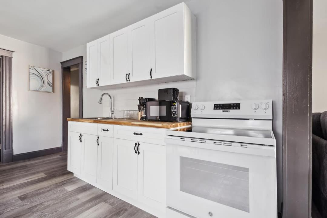 Spacious 6Br 2Ba Minutes For The Falls & Casino ナイアガラフォールズ エクステリア 写真
